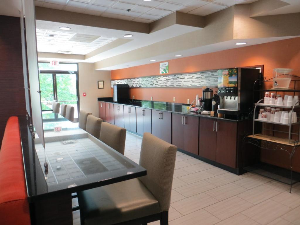 Country Inn & Suites By Radisson, Wolfchase-Memphis, Tn מראה חיצוני תמונה
