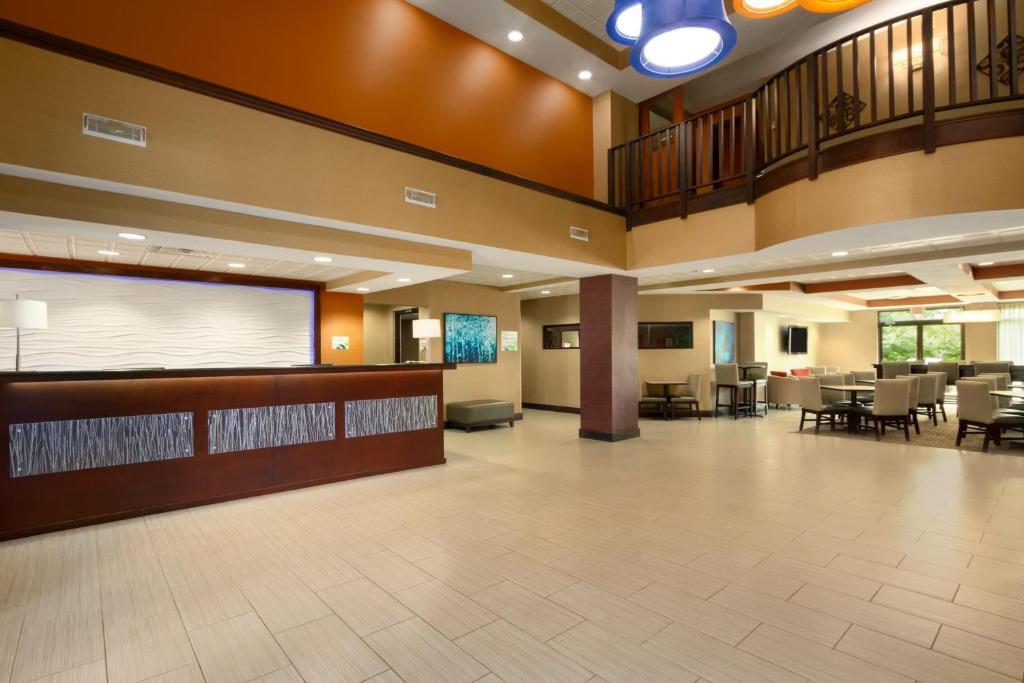 Country Inn & Suites By Radisson, Wolfchase-Memphis, Tn מראה חיצוני תמונה